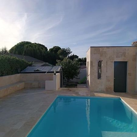 Charmant Studio Avec Piscine Villemoustaussou 외부 사진